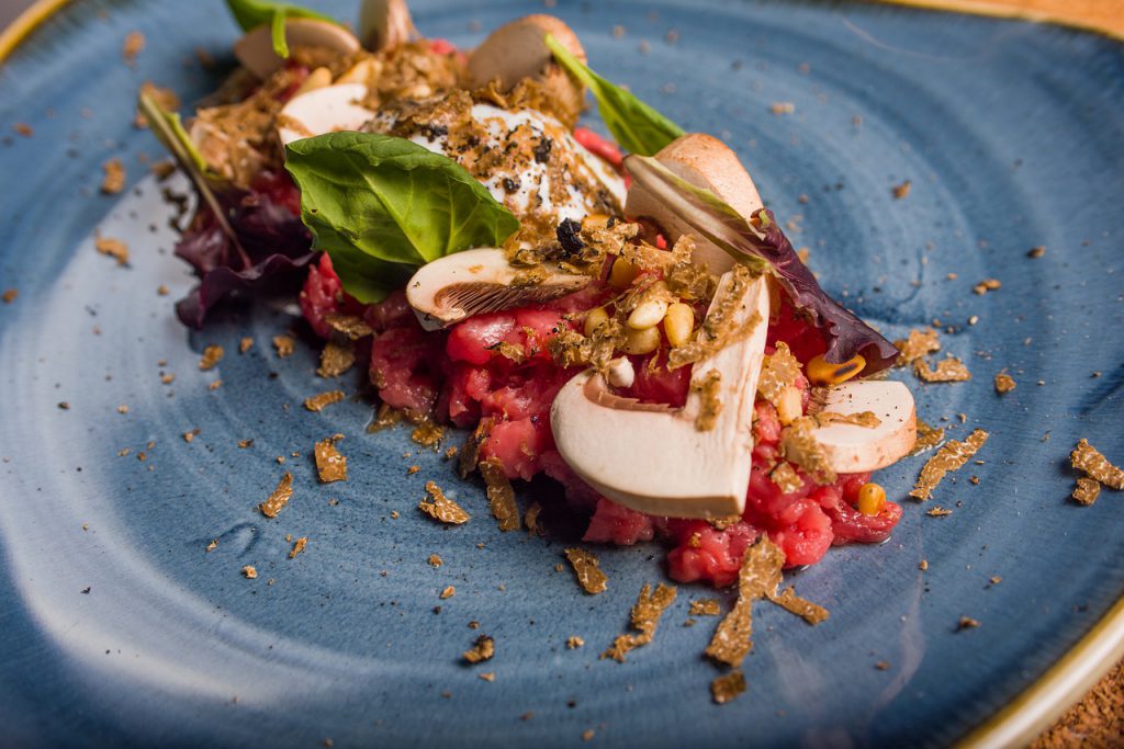 Tartare de boeuf gastronomique